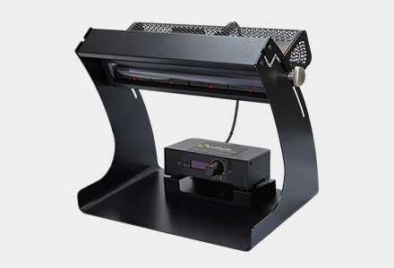 Desktop Light Source for Sticky Dust Particles