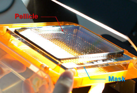 Mask/Reticle inspection particles inspection Under white light